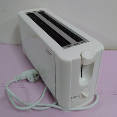 Bread toaster  2 or 4slices  110V/60HZ  or 220V/50-60HZ
